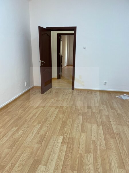 Orhideea, Spatiu birouri 200 mp de inchiriat,  5 birouri